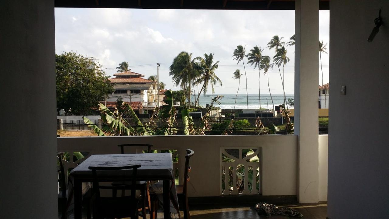 Ocean On House Pensionat Unawatuna Exteriör bild